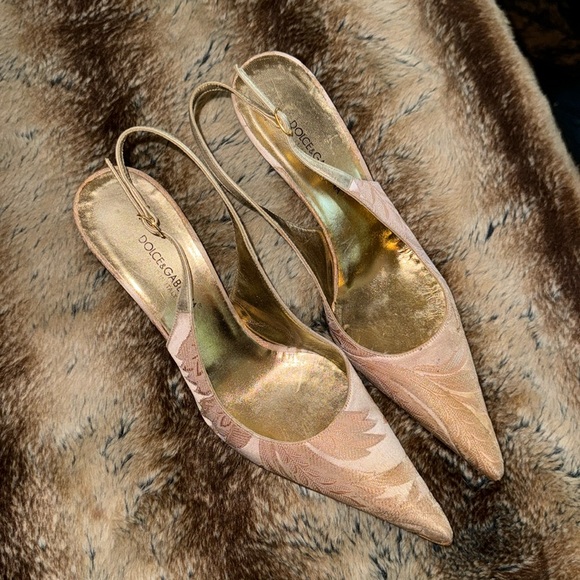 DOLCE & GABBANA PUMPS - Picture 2 of 8